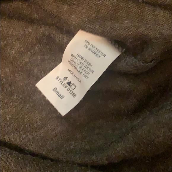 Jodifyl NWOT❗️Ruffle Tunic - Picture 5 of 6